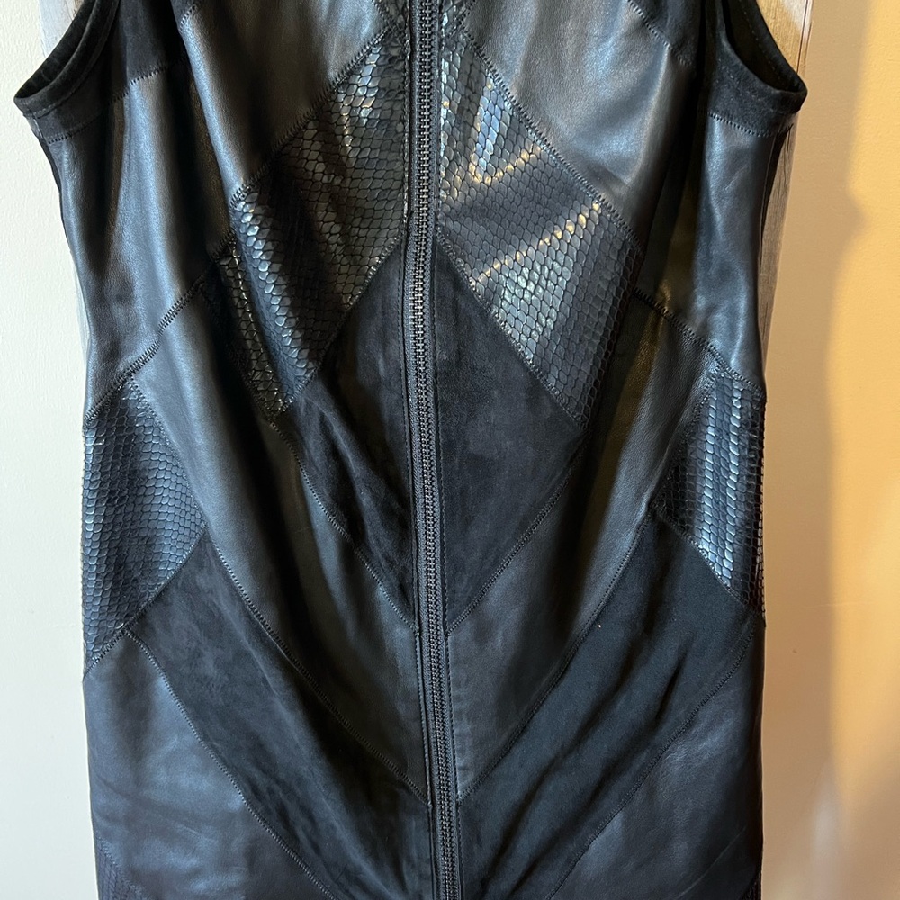 100% leather Free People Black Geometric Mini Dress size 6 - Picture 5 of 7
